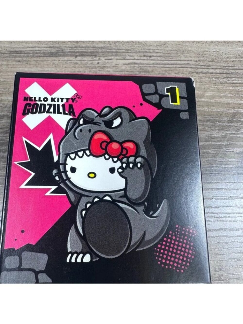 Hello Kitty Godzilla Figure Toy - Picture 3 of 4